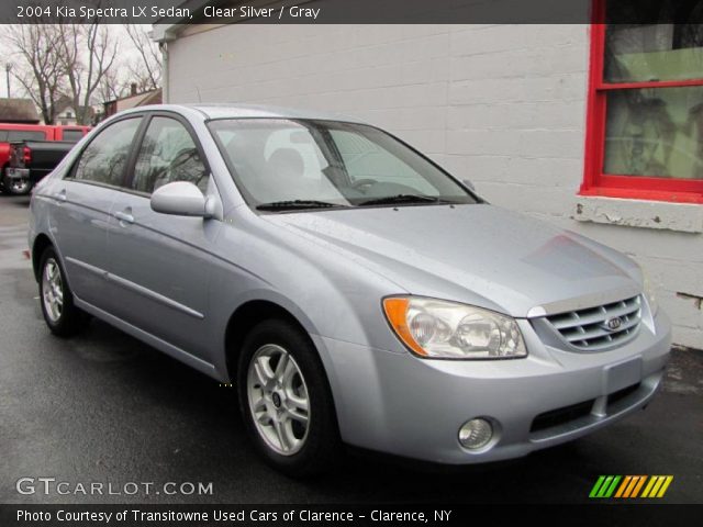 2004 Kia Spectra LX Sedan in Clear Silver