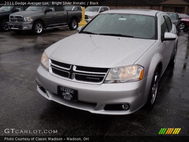 2011 Dodge Avenger Lux in Bright Silver Metallic