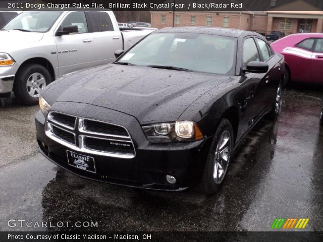 2011 Dodge Charger Rallye Plus in Brilliant Black Crystal Pearl