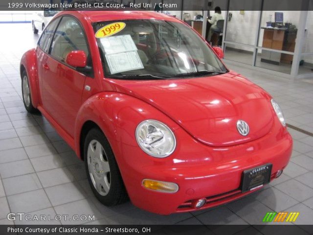 1999 Volkswagen New Beetle GLS Coupe in Red Uni