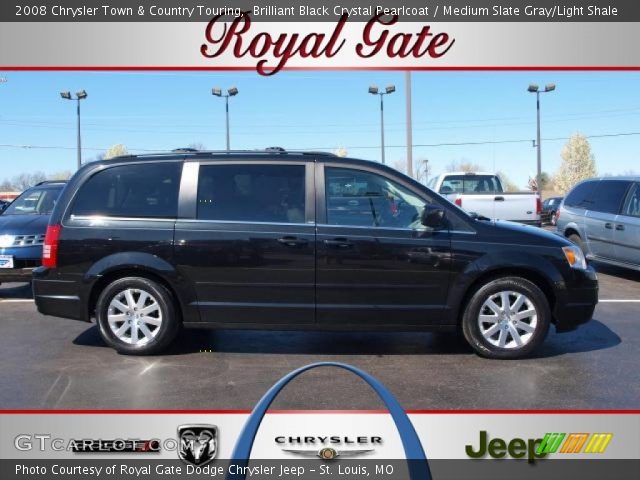 2008 Chrysler Town & Country Touring in Brilliant Black Crystal Pearlcoat