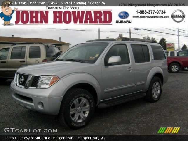2007 Nissan Pathfinder LE 4x4 in Silver Lightning