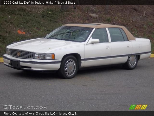 1996 Cadillac DeVille Sedan in White