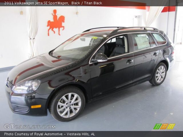 2011 Volkswagen Jetta SE SportWagen in Black