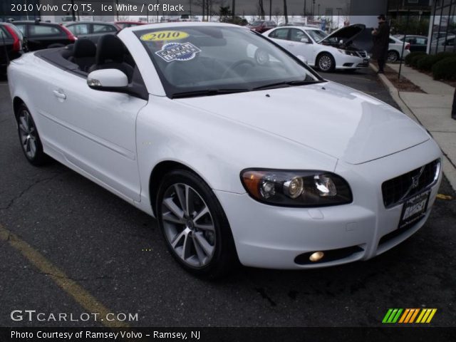 2010 Volvo C70 T5 in Ice White