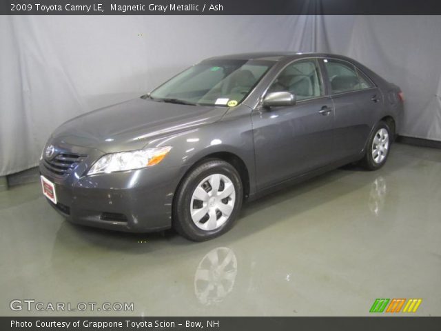 2009 Toyota Camry LE in Magnetic Gray Metallic