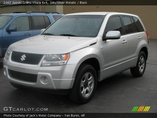 2007 Suzuki Grand Vitara 4x4 in Silky Silver Metallic