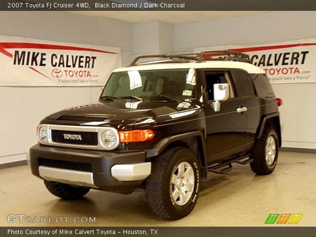 2007 Toyota FJ Cruiser 4WD in Black Diamond
