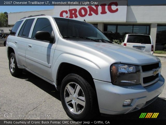 2007 Chevrolet TrailBlazer LT in Moondust Metallic