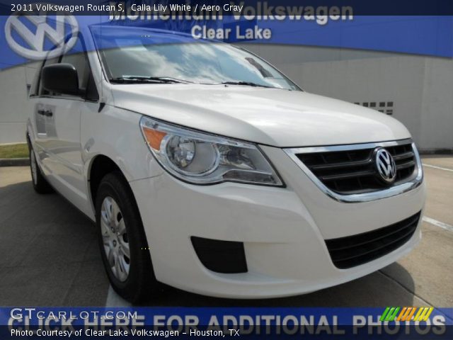 2011 Volkswagen Routan S in Calla Lily White