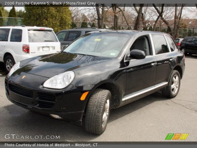 2006 Porsche Cayenne S in Black