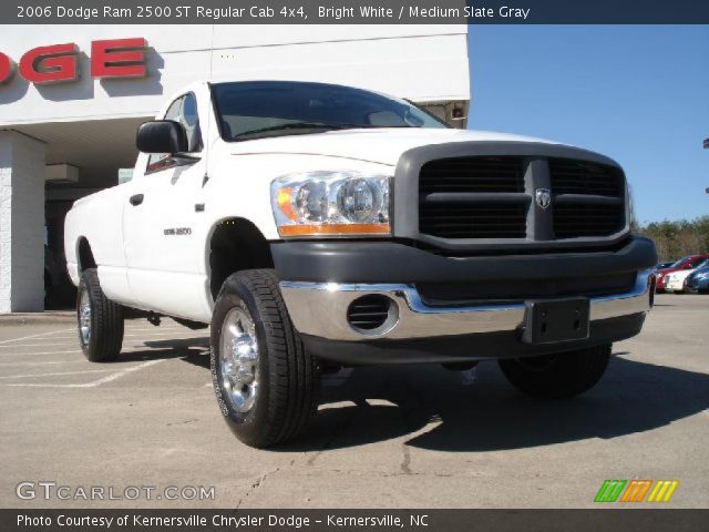 2006 Dodge Ram 2500 ST Regular Cab 4x4 in Bright White