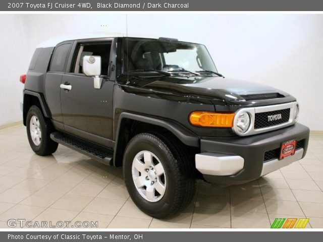 2007 Toyota FJ Cruiser 4WD in Black Diamond