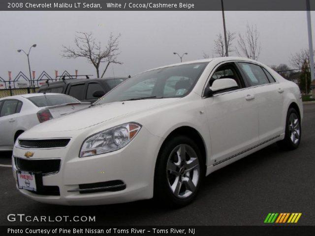 2008 Chevrolet Malibu LT Sedan in White
