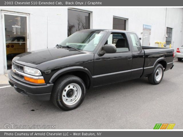 2003 Chevrolet S10 Extended Cab in Black Onyx