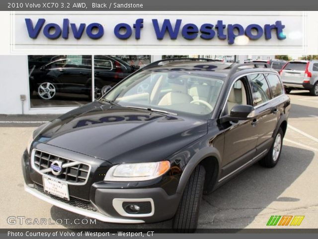 2010 Volvo XC70 3.2 AWD in Black