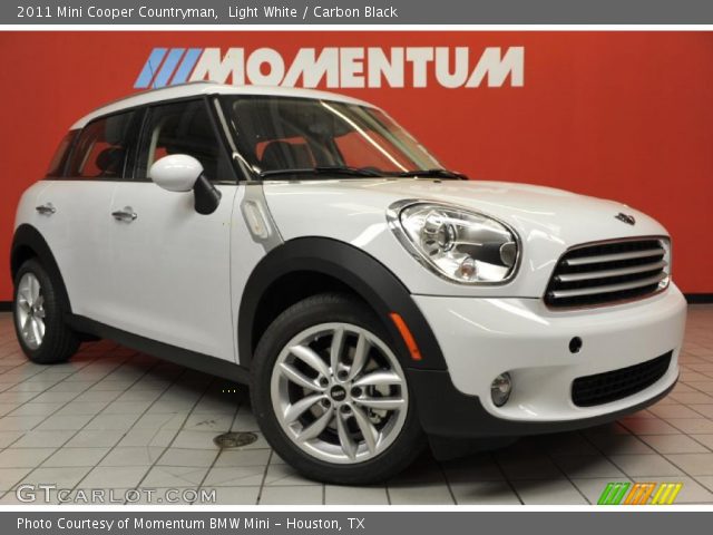 2011 Mini Cooper Countryman in Light White