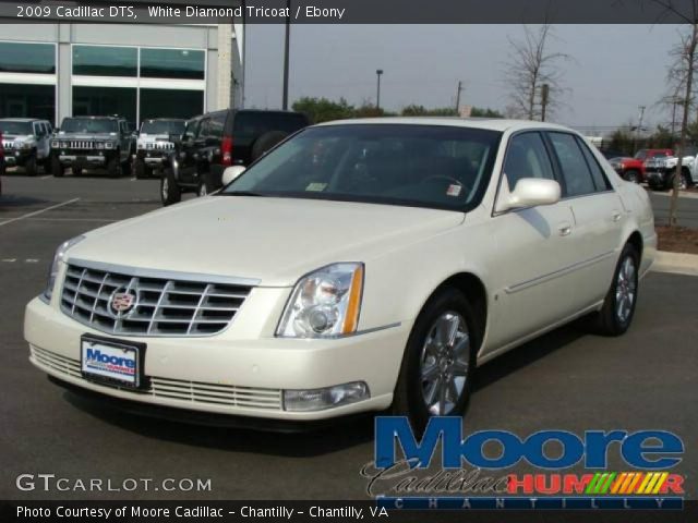 2009 Cadillac DTS  in White Diamond Tricoat