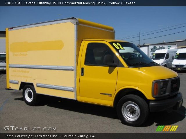 2002 GMC Savana Cutaway 3500 Commercial Moving Truck in Yellow