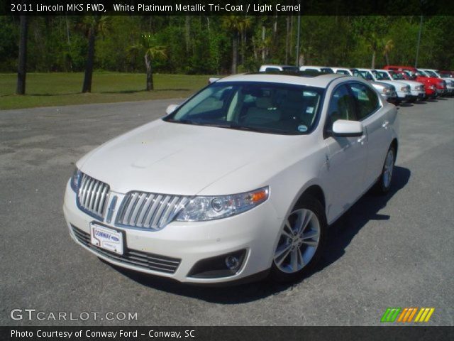 2011 Lincoln MKS FWD in White Platinum Metallic Tri-Coat
