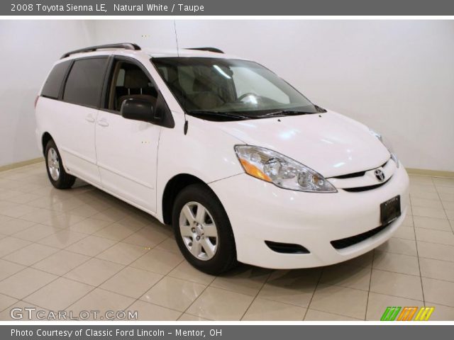 2008 Toyota Sienna LE in Natural White
