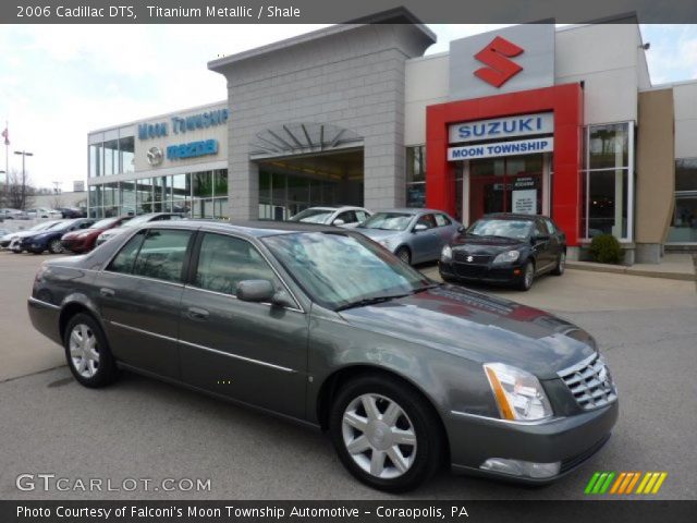 2006 Cadillac DTS  in Titanium Metallic
