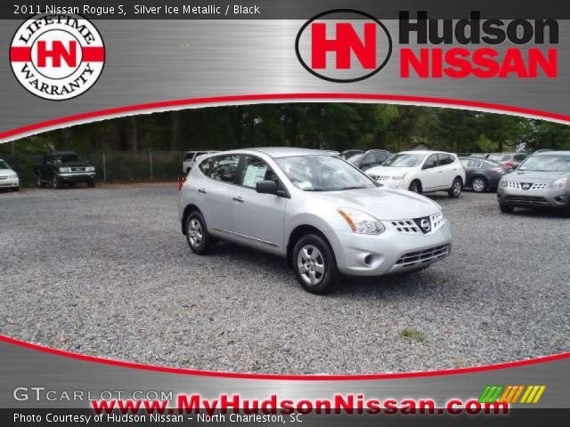 2011 Nissan Rogue S in Silver Ice Metallic