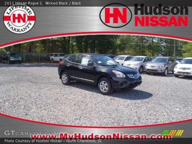 2011 Nissan Rogue S in Wicked Black