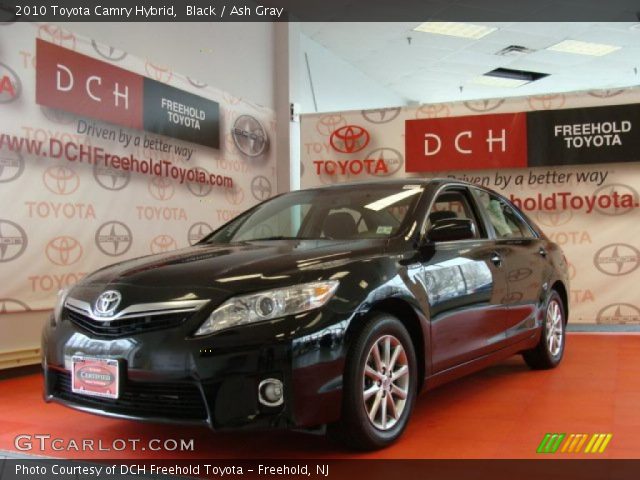 2010 Toyota Camry Hybrid in Black