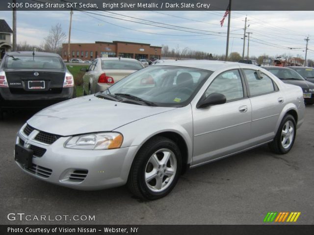 2006 Dodge Stratus SXT Sedan in Bright Silver Metallic
