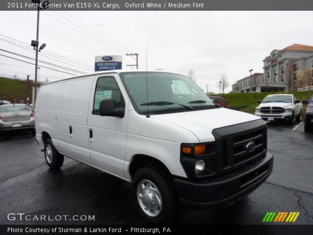 2011 Ford E Series Van E150 XL Cargo in Oxford White