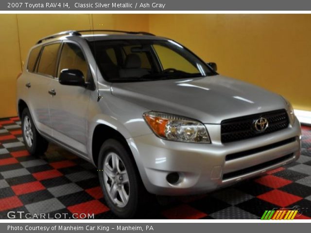 2007 Toyota RAV4 I4 in Classic Silver Metallic