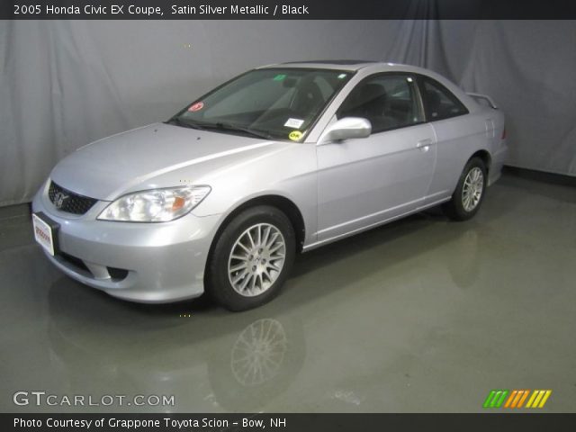 2005 Honda Civic EX Coupe in Satin Silver Metallic