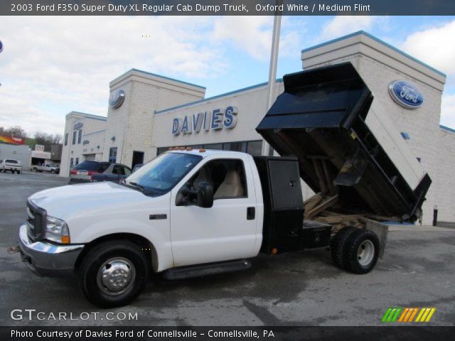 2003 Ford F350 Super Duty XL Regular Cab Dump Truck in Oxford White