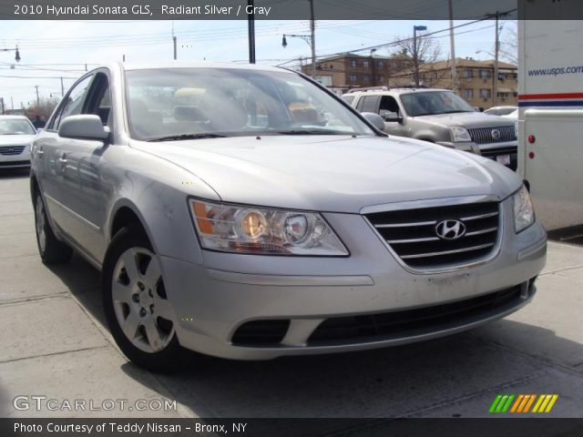 2010 Hyundai Sonata GLS in Radiant Silver