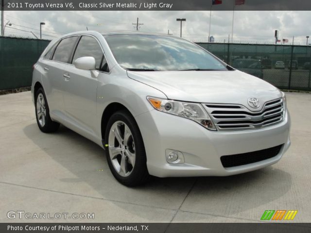 2011 Toyota Venza V6 in Classic Silver Metallic