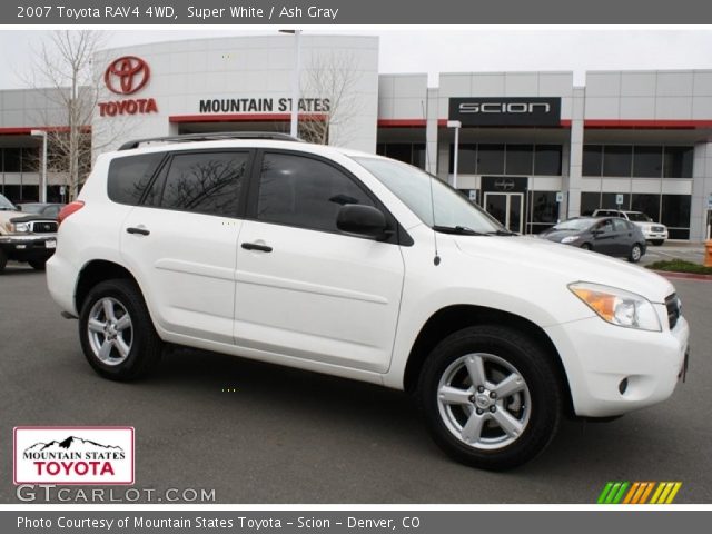 2007 Toyota RAV4 4WD in Super White