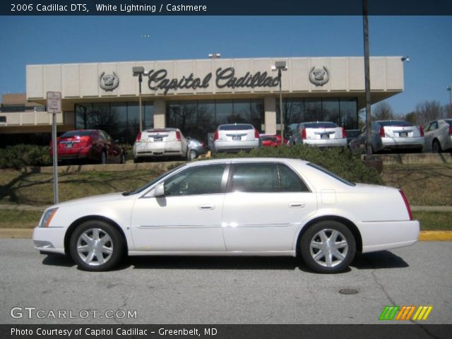 2006 Cadillac DTS  in White Lightning