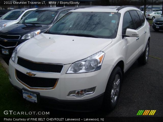 2011 Chevrolet Traverse LT in White