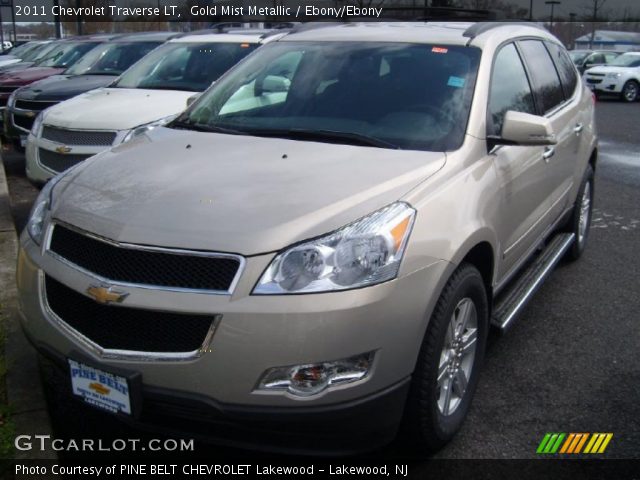 2011 Chevrolet Traverse LT in Gold Mist Metallic