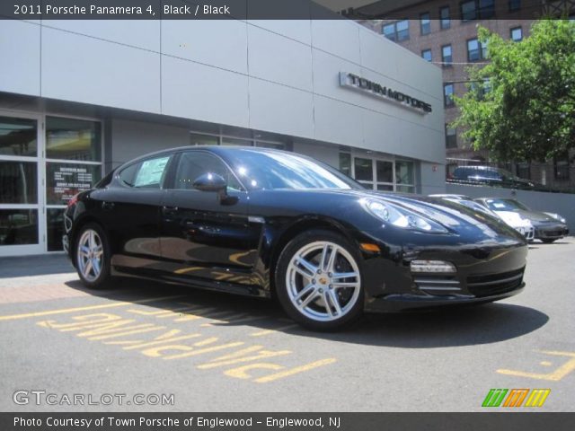 2011 Porsche Panamera 4 in Black