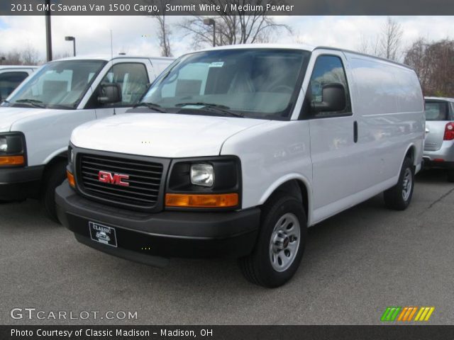 2011 GMC Savana Van 1500 Cargo in Summit White