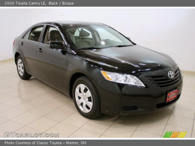 2009 Toyota Camry LE in Black