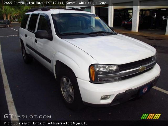 2005 Chevrolet TrailBlazer EXT LS 4x4 in Summit White