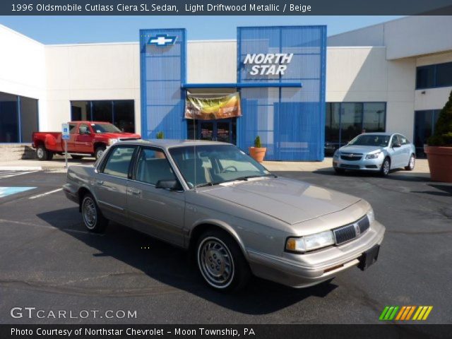 1996 Oldsmobile Cutlass Ciera SL Sedan in Light Driftwood Metallic