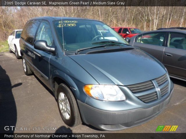 2005 Dodge Caravan SE in Magnesium Green Pearl