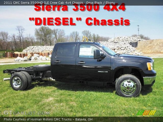 2011 GMC Sierra 3500HD SLE Crew Cab 4x4 Chassis in Onyx Black