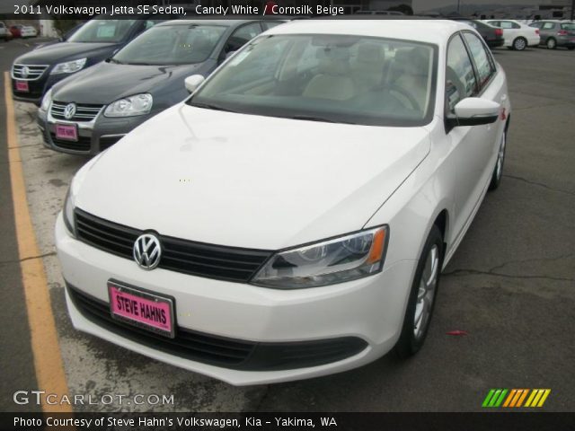2011 Volkswagen Jetta SE Sedan in Candy White