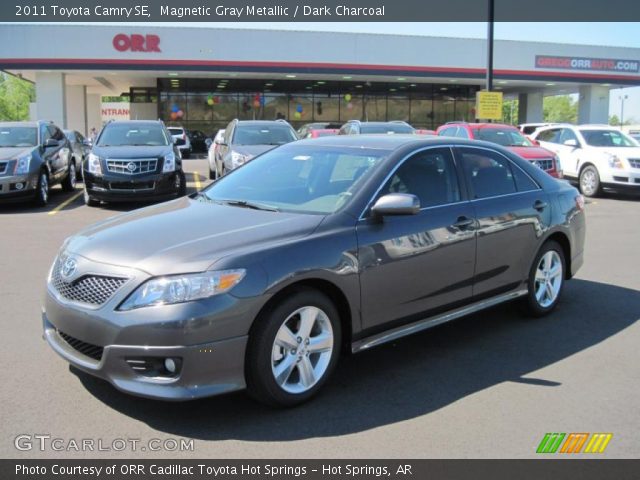 2011 Toyota Camry SE in Magnetic Gray Metallic