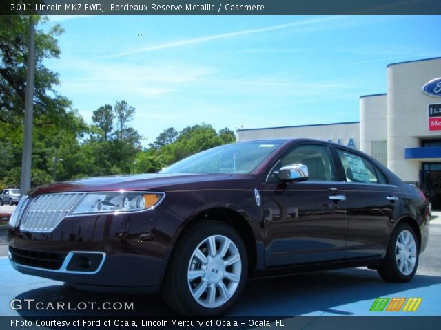 2011 Lincoln MKZ FWD in Bordeaux Reserve Metallic